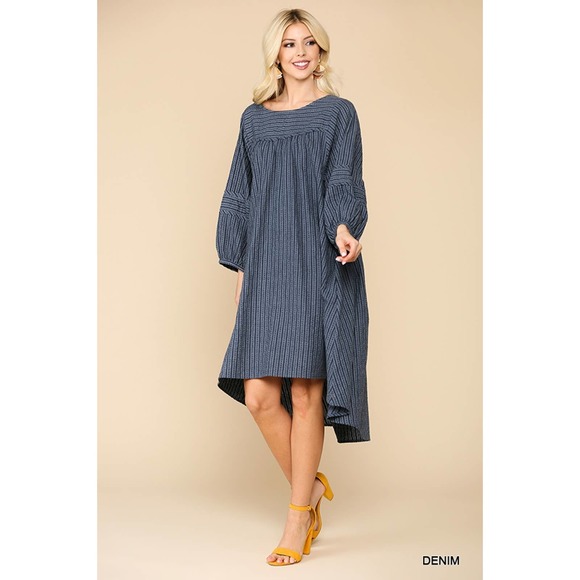 GiGiO Dresses & Skirts - Navy Striped Bubble Sleeves Midi Dress L